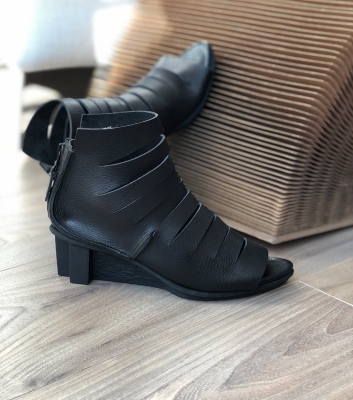 trippen ankle boots
