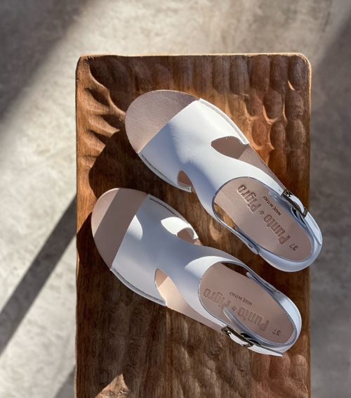 Comfortable sandals for pregnancy on sale